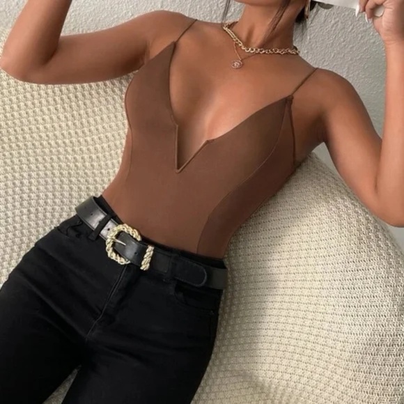 Plunging Neck Fitted Bodycon Cami Bodysuit - Picture 7 of 16